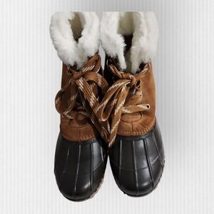 Wmn's Packaway Whitney Duck Boots size 6